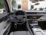 Audi S8 3